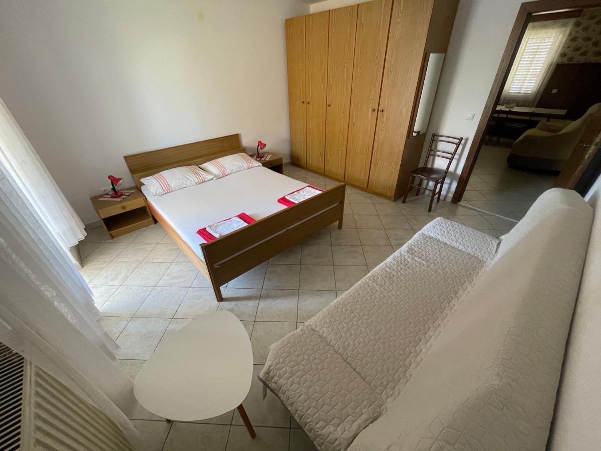 Iva Apartments Novigrad Istria Eksteriør bilde